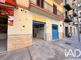 Shop/Premises commercial in Palermo