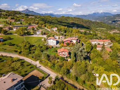 Townhouse in Brogliano