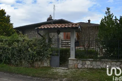 Villetta a schiera in L'Aquila