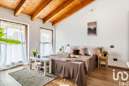 Traditional house in Comabbio