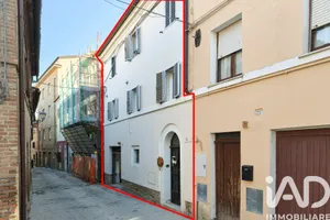 Casa/Villa in Tolentino