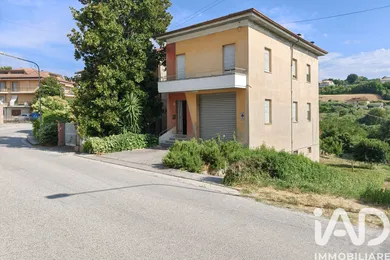 Casa/Villa in Montottone