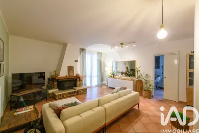 Appartamento 6 locali e più in Reggio nell'Emilia