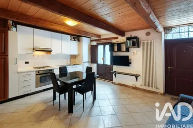 Casa di paese in Montefano