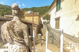 Townhouse in Lumarzo