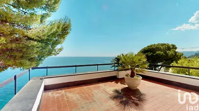 House in Arenzano