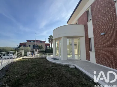 Townhouse in Montecosaro