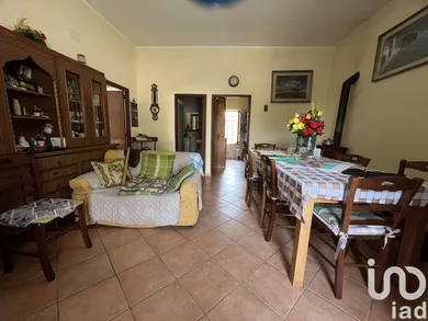 Apartment in Longobardi