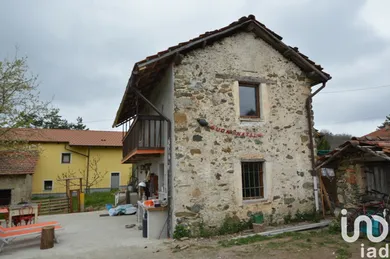 Villetta a schiera in Giusvalla