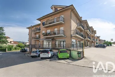 Negozio / locale commerciale in Magliano di Tenna