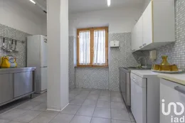 Appartamento 6 locali e più in Montelupone