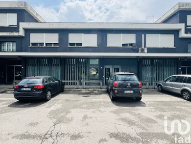 Negozio / locale commerciale in Rubano