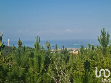 Terreno in Vado Ligure
