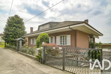 Townhouse in Camerano Casasco