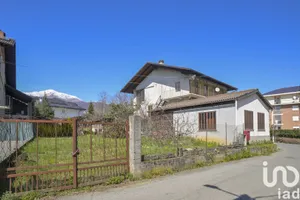 House in Forno Canavese