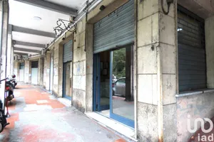 Commercial walls in Genova