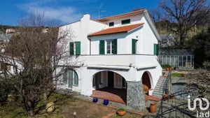 Townhouse in Celle Ligure