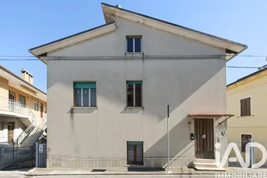 Edificio in Sant'Elpidio a Mare