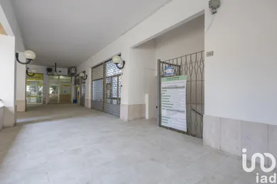 Shop/Premises commercial in Numana