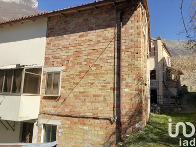 Village house in Cagli