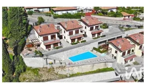 Apartment in Tremosine