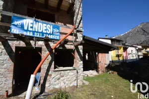 Chiatta / Casa galleggiante in Entracque