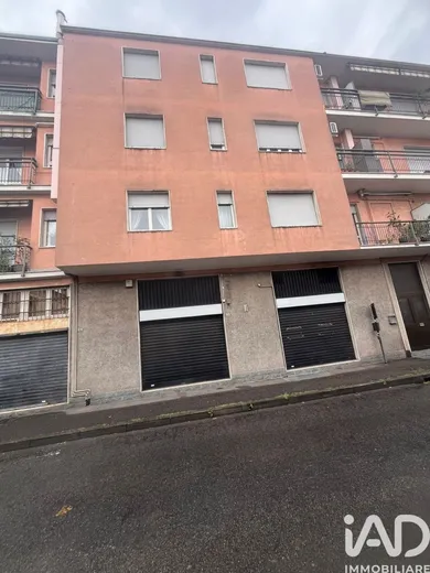 Negozio / locale commerciale in Muggiò