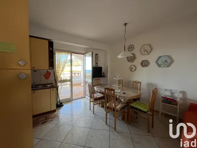 Apartment in Longobardi