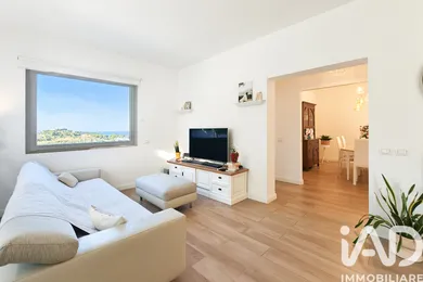 Appartamento 6 locali e più in Porto Sant'Elpidio
