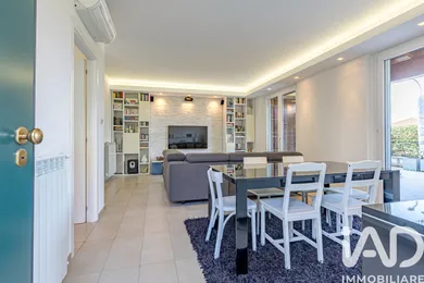 Apartment in Vertemate con Minoprio