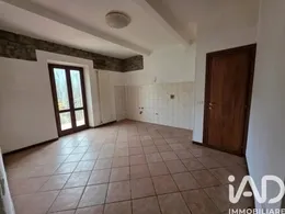 Appartamento 6 locali e più in Vernio