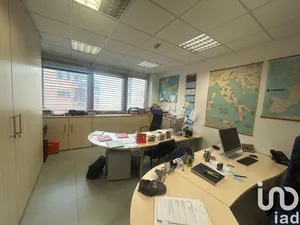 Shop/Premises commercial in Genova