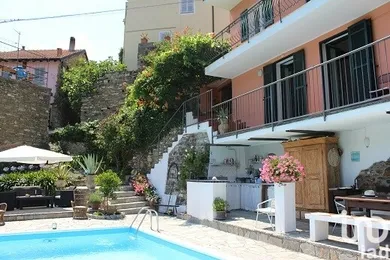 Chiatta / Casa galleggiante in Testico