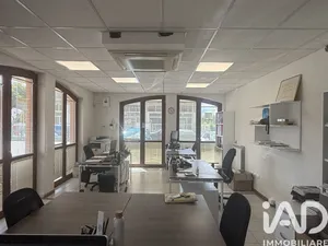 Shop/Premises commercial in Arezzo