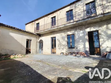 Edificio in Monterubbiano