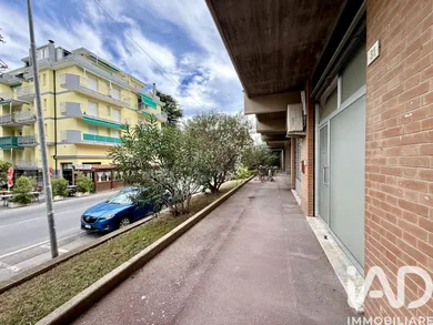 Negozio / locale commerciale in Borghetto Santo Spirito