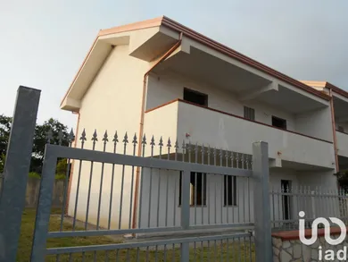 Park home in Longobardi