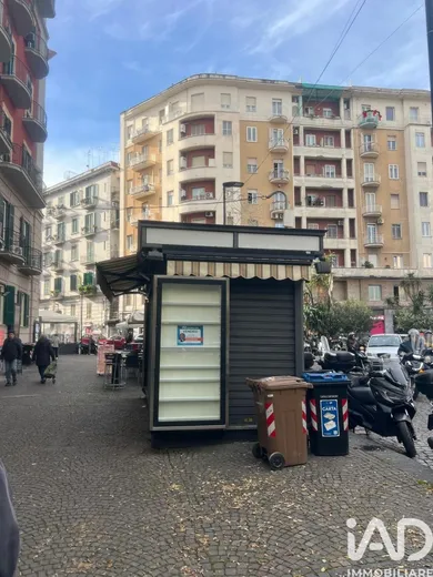 Negozio / locale commerciale in Napoli