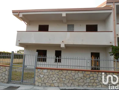 Park home in Longobardi