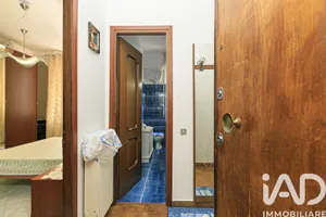 Appartamento 5 locali in Genova