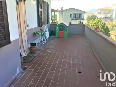Appartamento in Licciana Nardi