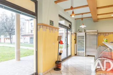 Business premises in Loreto