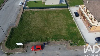 Land in Roncoferraro