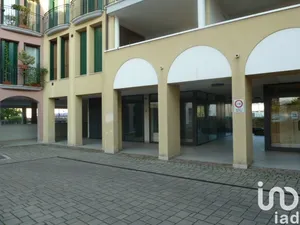 Shop/Premises commercial in Caldogno