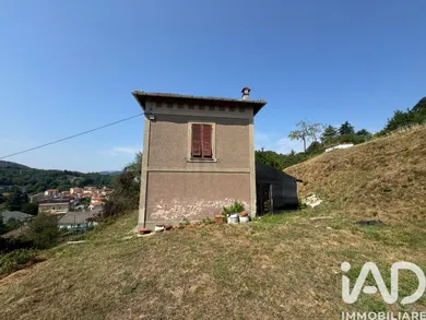 Townhouse in Altare