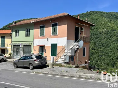 Townhouse in Bargagli