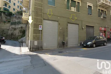 Negozio / locale commerciale in Genova