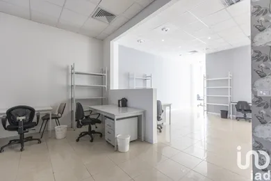 Shop/Premises commercial in Loreto