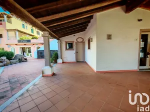 Shop/Premises commercial in Arzachena