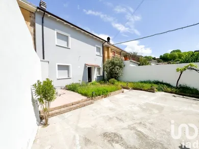 House in Volta Mantovana